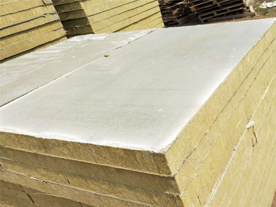 Pre-rendered rock wool composite board for thin-coat render external insulation system