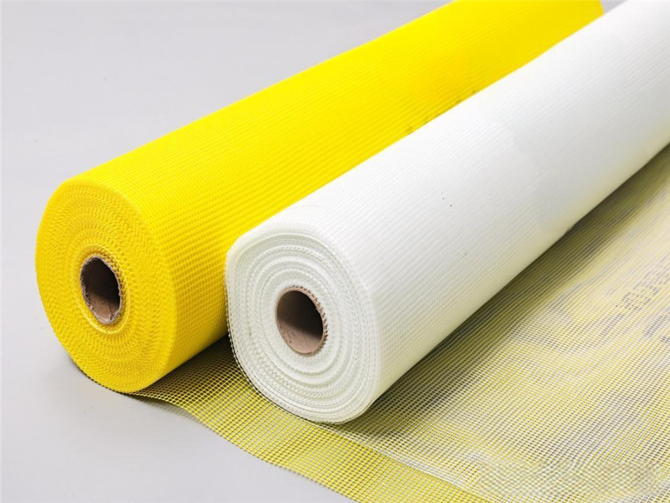 Anti-ageing fibreglass reinforcement mesh for long-term facade protection