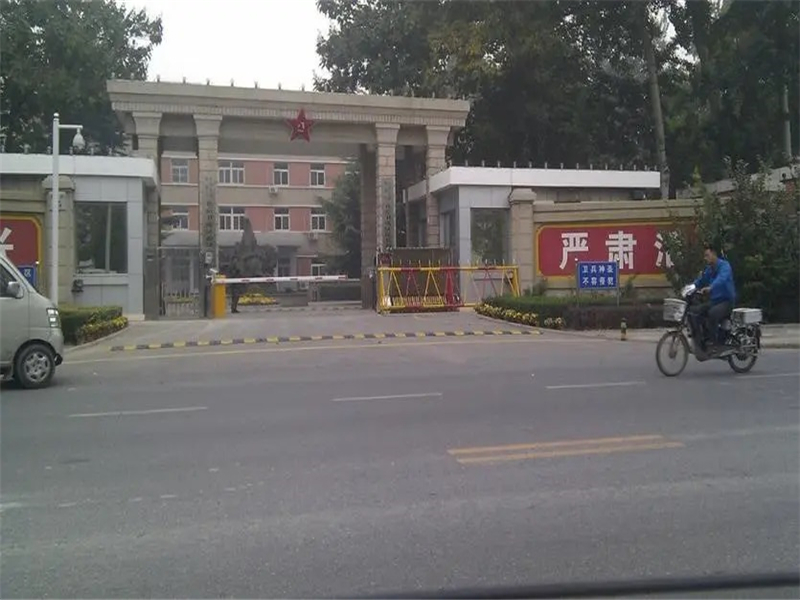 On-site installation of stitched wire rock wool board in Beijing