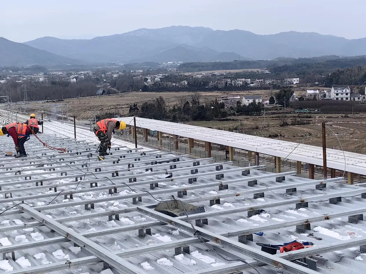 Lightweight Mortar Paper Rock Wool Composite Board for Military Airfield Steel Roof